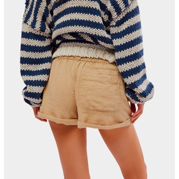 NWT Free People Solar Flare Baja Cotton Short in Warm Sand. Size Medium - Picture 3 of 9